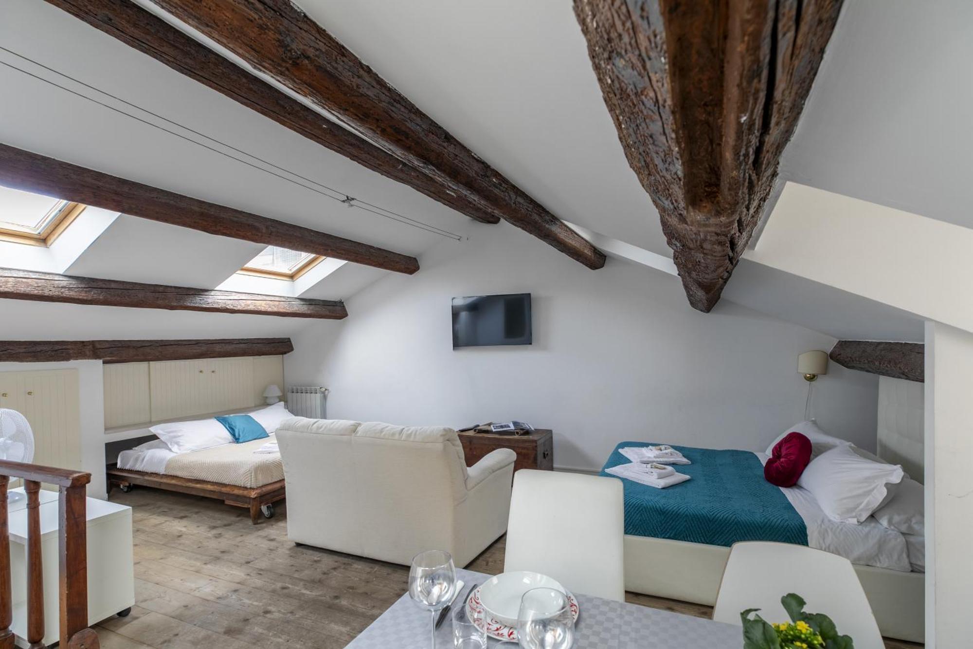 Nice Lovely Attic For 4 Person With Wifi - A/C Wenecja Zewnętrze zdjęcie