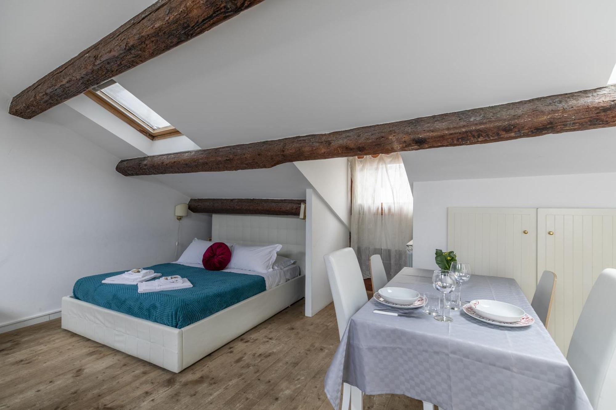 Nice Lovely Attic For 4 Person With Wifi - A/C Wenecja Zewnętrze zdjęcie